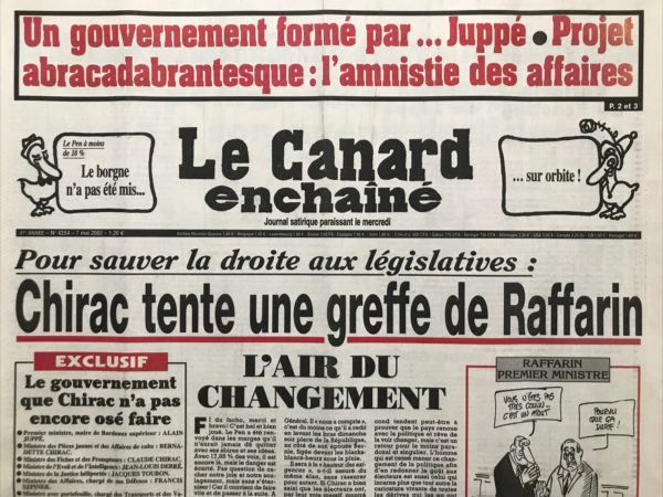 N° 4254 du Canard Enchaîné -  8 Mai 2002